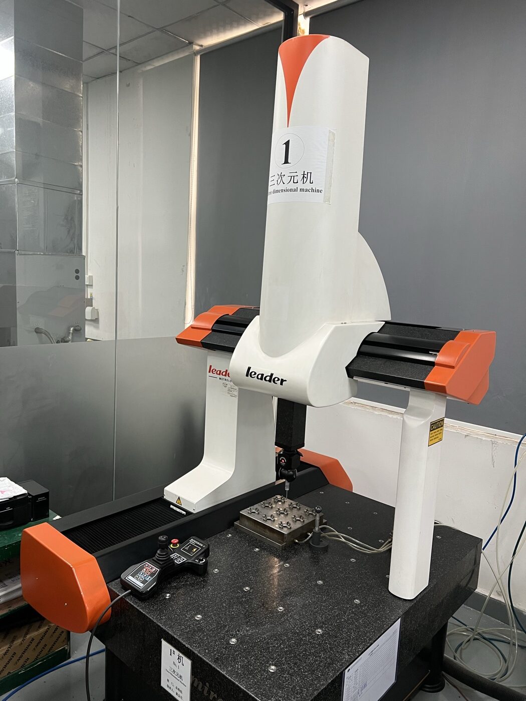 Leader 2D vision measurement machine at Huicheng quality lab